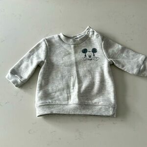 Boys gently used clothing item